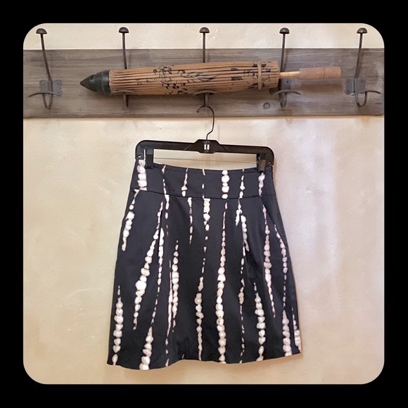 🪶3/$35 ANN TAYLOR Pockets Lined Black & Tan Tie-Dye Patterned Skirt-28 - Picture 2 of 16